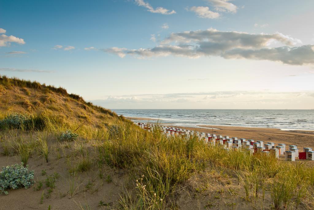 Hotel Steeds Aan Zee Aparthotel 4*